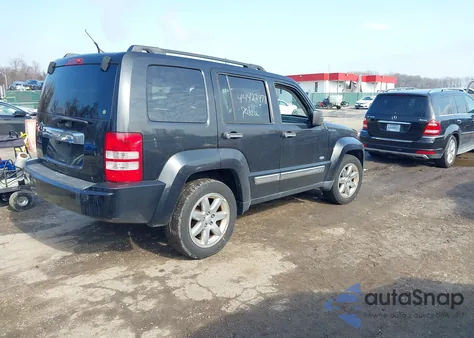 2012 Jeep Liberty Sport z USA, uszkodzony, nr VIN 1C4PJMAK8CW176461